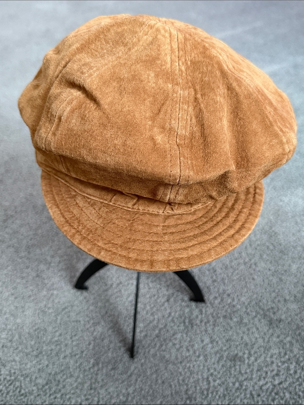 PigSuede Newsboy Cap. Soft Brown. Vintage.